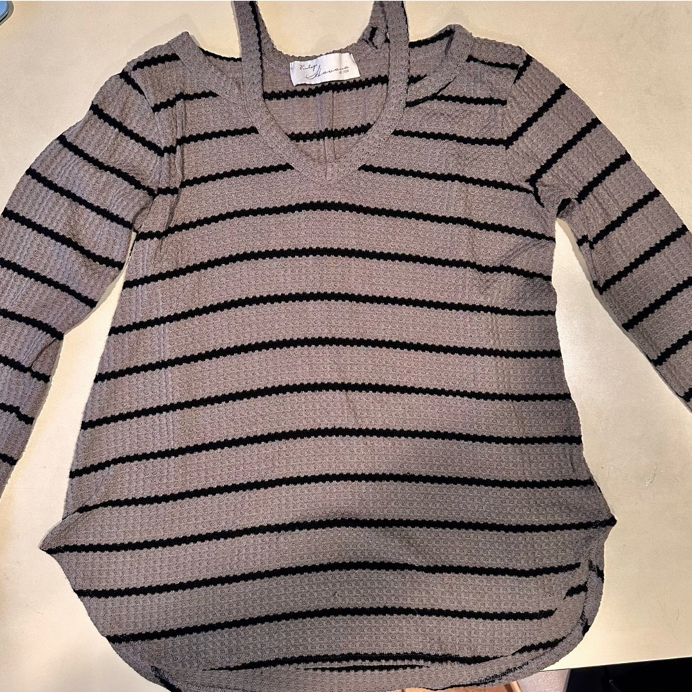 Striped Vintage Havana flowy cold shoulder top